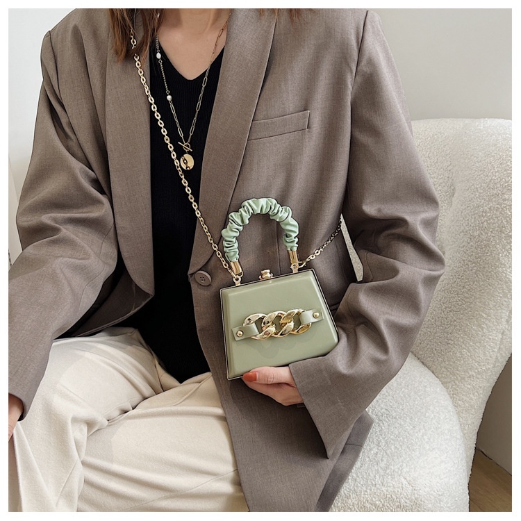 Túi đeo chéo IELGY dễ phối đồ thời trang dành cho nữ