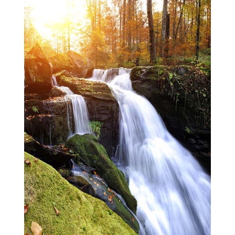 Tranh phong cảnh thác nước thiên nhiên tươi đẹp, điểm đến yên tĩnh, đầy thơ mộng, đổ xuống theo vách đá dựng đứng