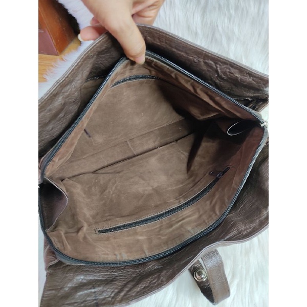 Túi da đ à đ i ể u thật