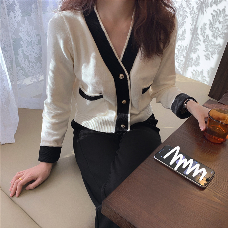 Áo khoác cardigan dệt kim cổ chữ V tay dài thời trang với 2 màu tùy chọn 173050 | BigBuy360 - bigbuy360.vn
