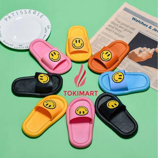 Dép đi trong nhà cho bé trai, bé gái, dép lê hình mặt cười cực dễ thương xuất Hàn chống trơn trượt SMILE DC46