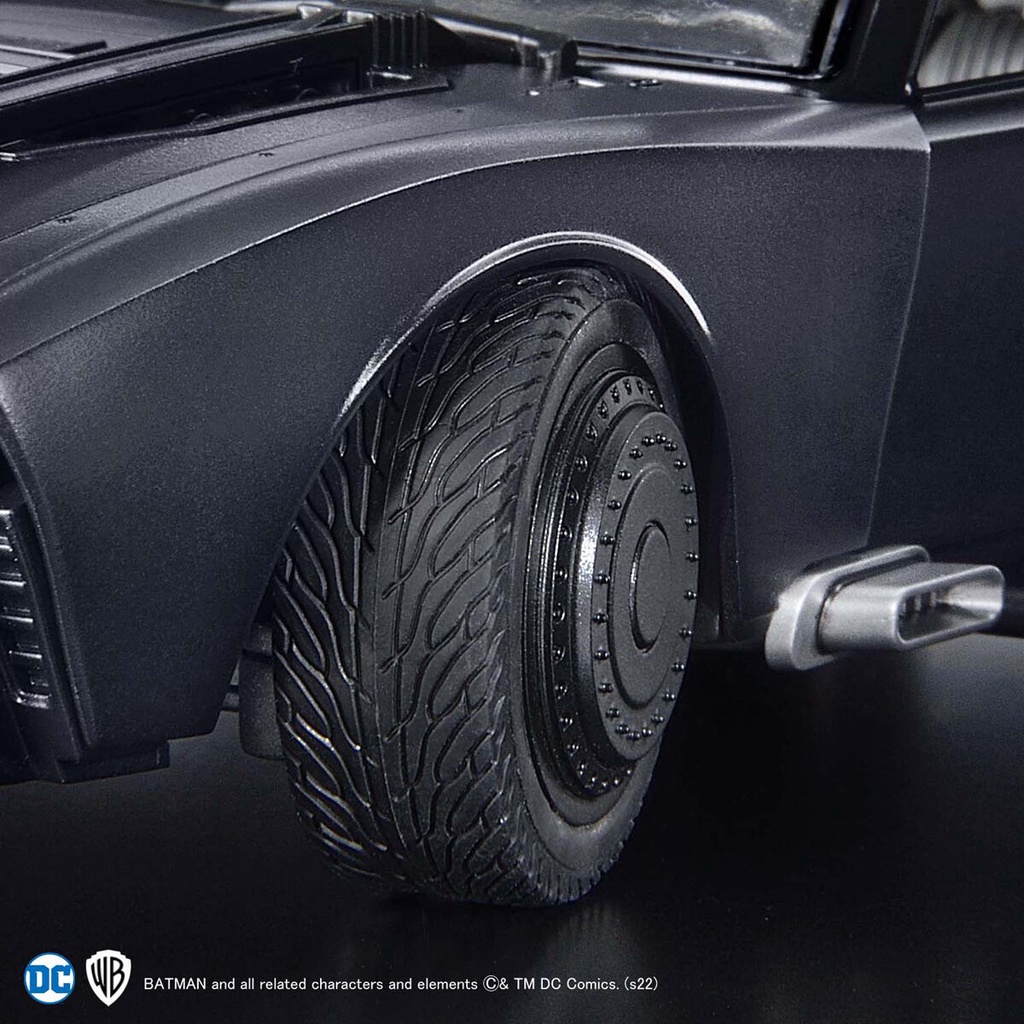 Mô hình lắp ráp 1/35 SCALE MODEL KIT BATMOBILE