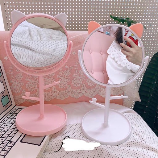 Gương trang điểm để bàn xoay 360 độ thông minh kèm cây treo trang sức tiện lợi, phần đế gương đựng đồ nhỏ xinh đa năng