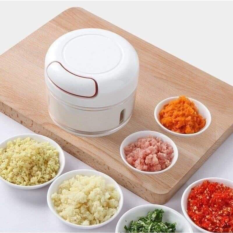 Dụng Cụ Xay Tỏi Ớt Có Dây Kéo Tiện Dụng Cho Nhà Bếp