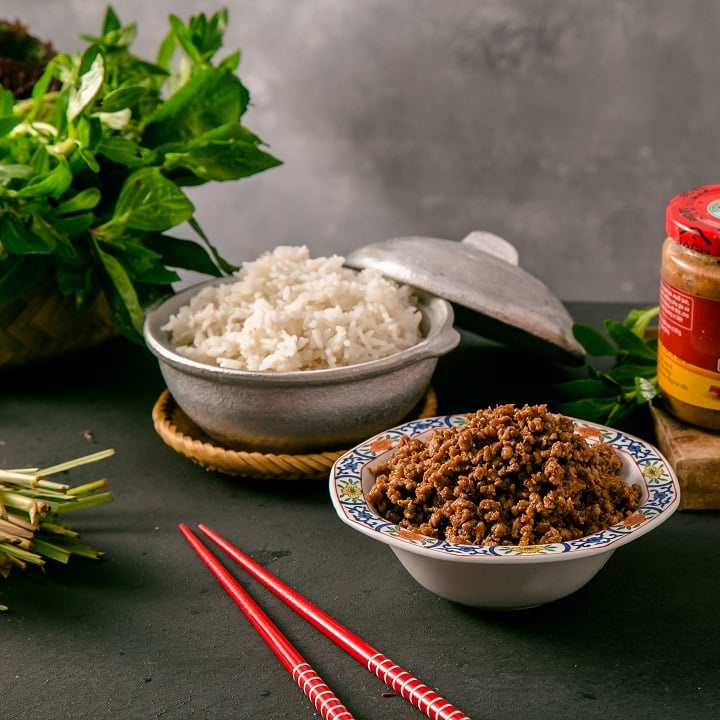 Mắm tép chưng thịt - chai nhựa 330ml
