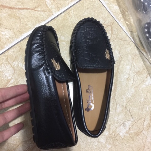 Giày lười bé trai