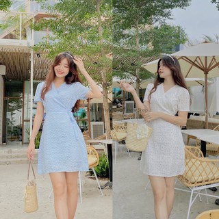 Đầm cổ chéo thắt nơ hông hoa nhí