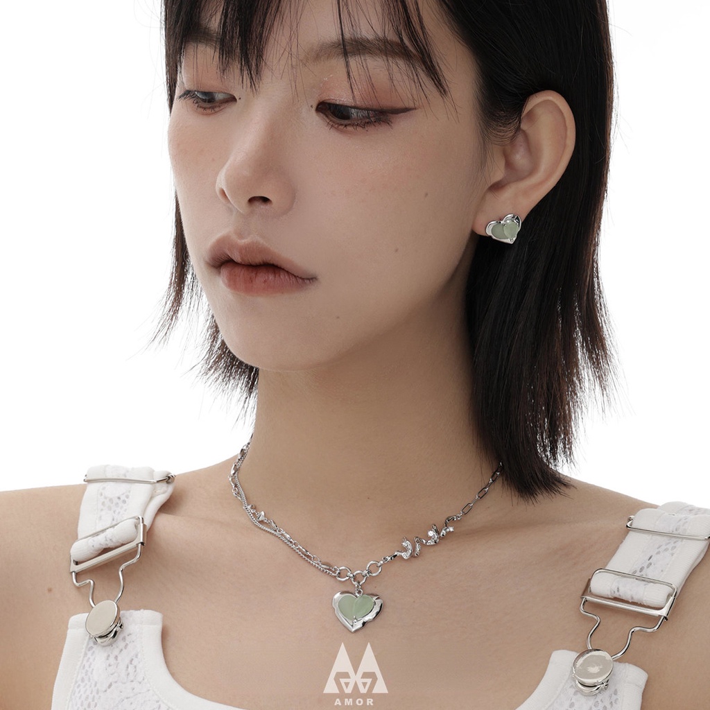 Vòng cổ Mặt Trái Tim Đính Đá Sang Trọng Cho Nữ