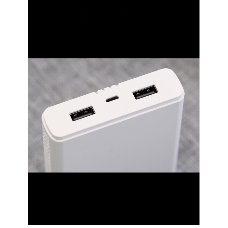 sạc dự phòng 10.000mAh ava ds421- Trắng thiết kể nhỏ nhắn đẹp mắt