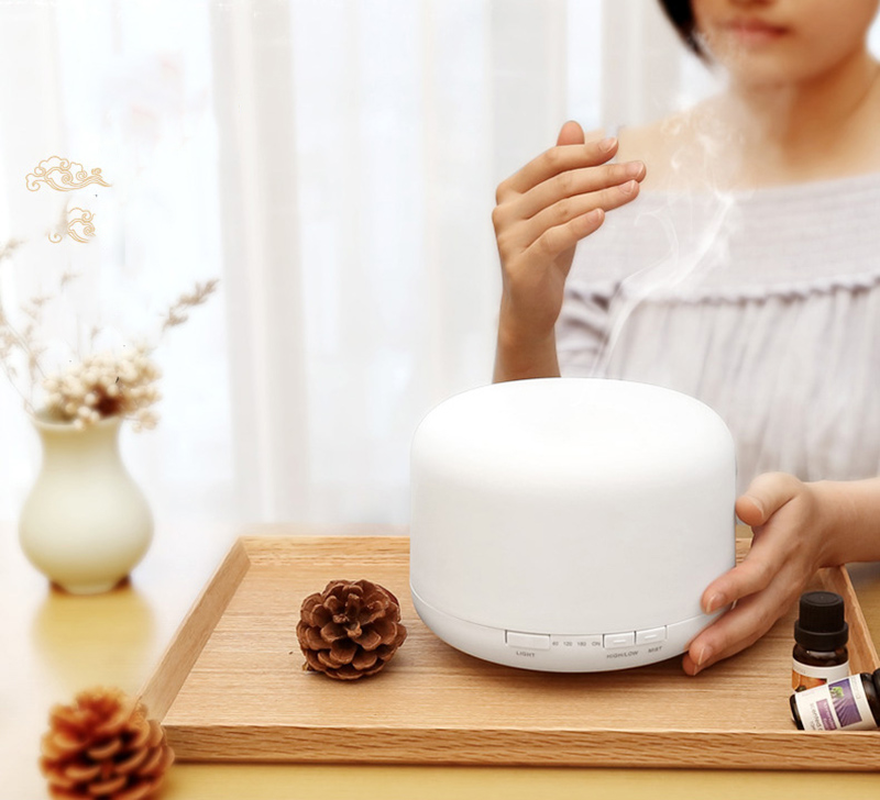 Máy Khuếch Tán Tinh Dầu Phun Sương Tạo Độ Ẩm 500ML