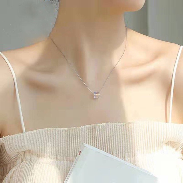 Lắc tay 1 viên đá ngũ sắc bạc chuẩn (đá nhân tạo)
