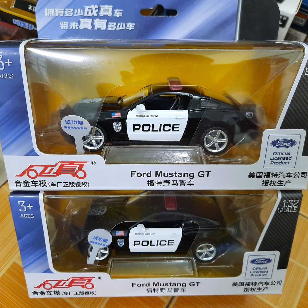 Mô hình xe ô tô cảnh sát ford mustang 1:32 - Xe bằng kim loại có âm thanh và đèn mở các cửa