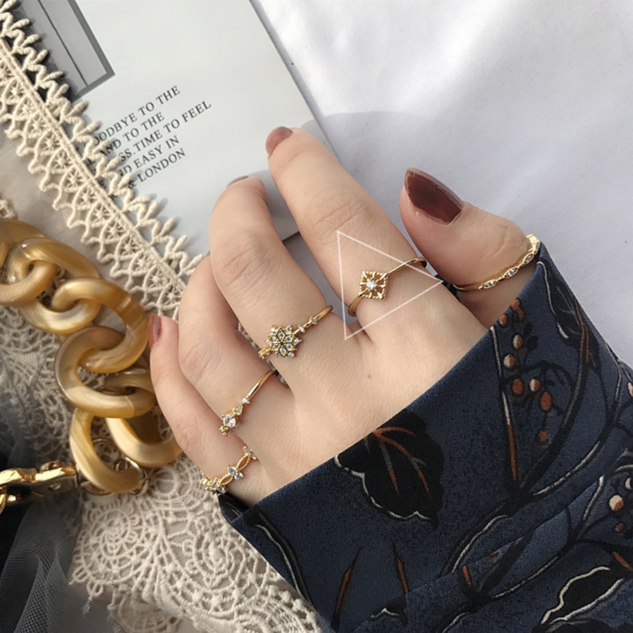 Nhẫn Cưới Bằng Thép Titan Mạ Vàng Bạc S925 Đính Đá Zircon Đơn Giản Thời Trang Cho Nữ