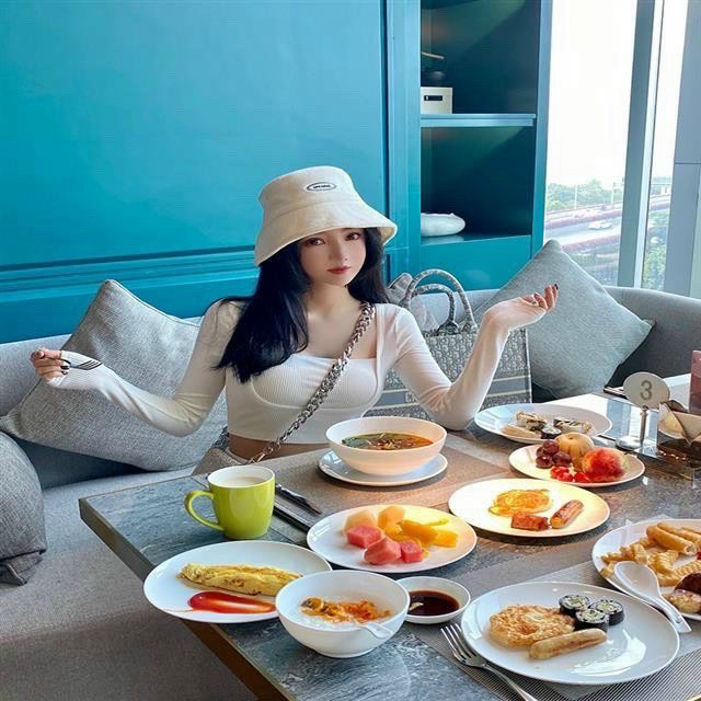 Áo Croptop Gân Bó TAy Dài Cổ vuông Siêu Xinh TTVV0028