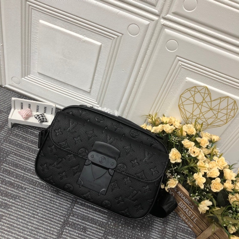 Túi đeo chéo nam Louis Vuitton LV da thật cao cấp thiết kế trẻ trung và năng động