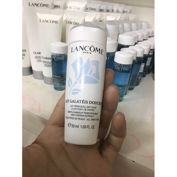 Sữa Tẩy Trang Lancome Lait Galateis Douceur cho Cả Mặt và Mắt 50ml