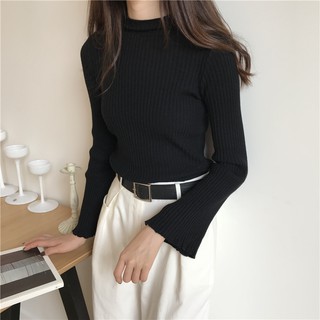 Áo len cổ lọ tay bèo