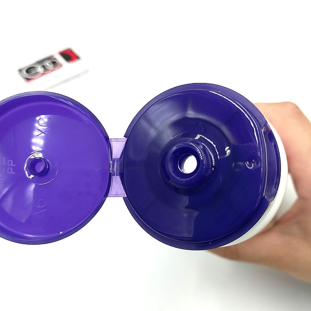 Sữa rửa mặt ý dĩ Hatomugi Naturie 130g của Nhật Bản