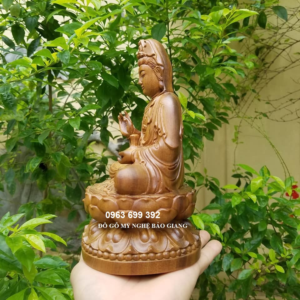 Tượng phật bà quan âm gỗ bách thơm cao 20 ngang 11,5 sâu 11 cm