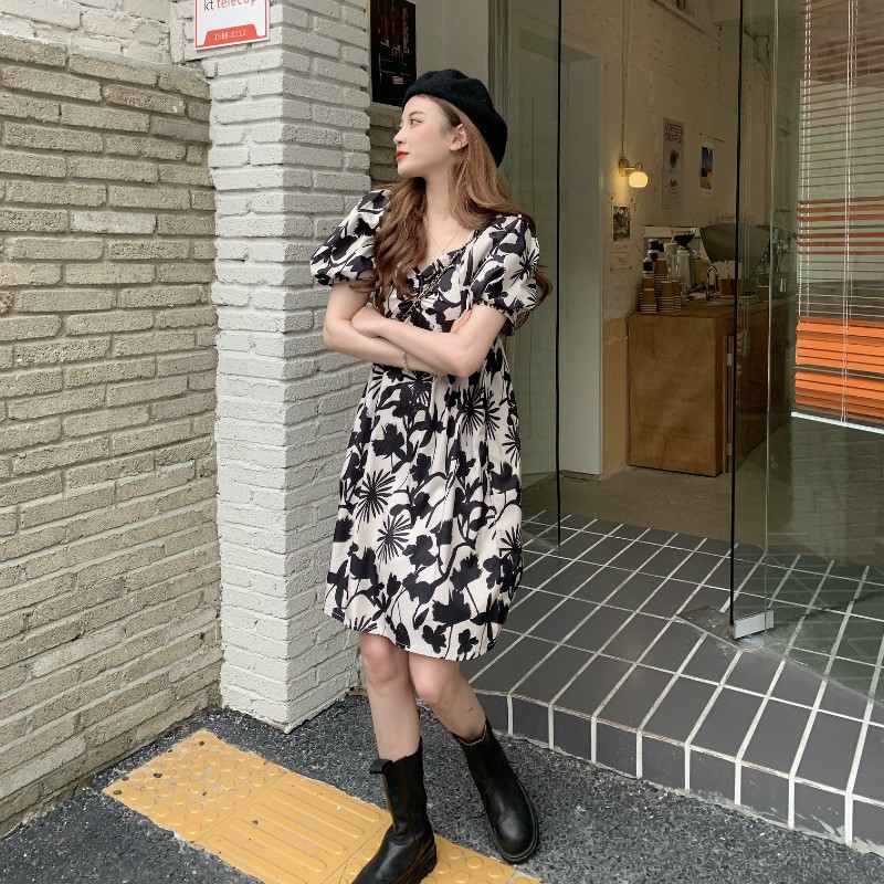 Đầm nữ tay ngắn họa tiết hoa đơn giản thời trang