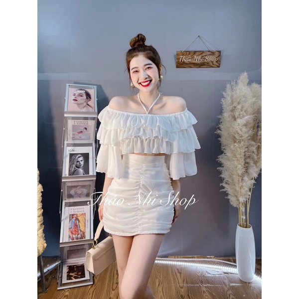 SET ÁO VOAN TRẮNG CỔ YẾM TẦNG BÈO CHÂN VÁY NHÚN RÚT