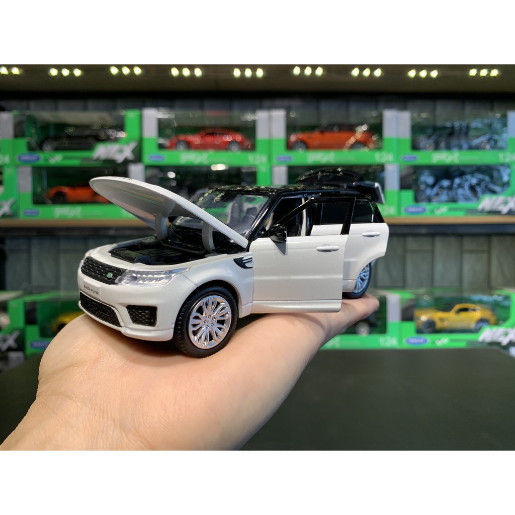 Mô hình xe Land Rover Range Rover Sport tỉ lệ 1:32 Hãng JACKIEKIM