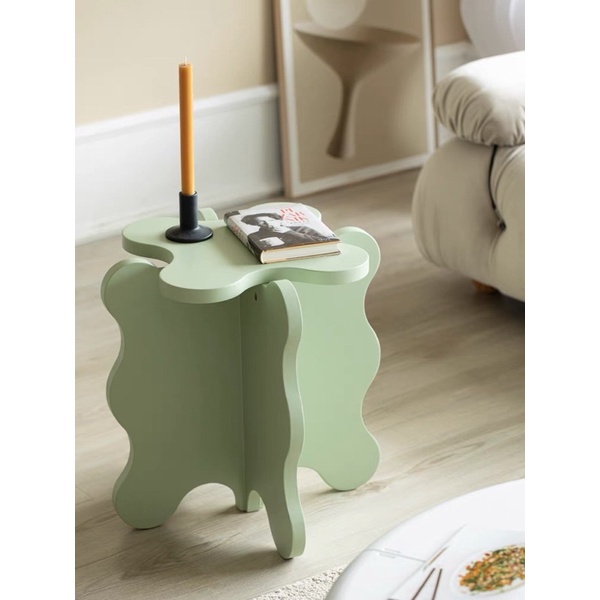 Bàn cafe mini curvy pastel table side phong cách Hàn Quốc