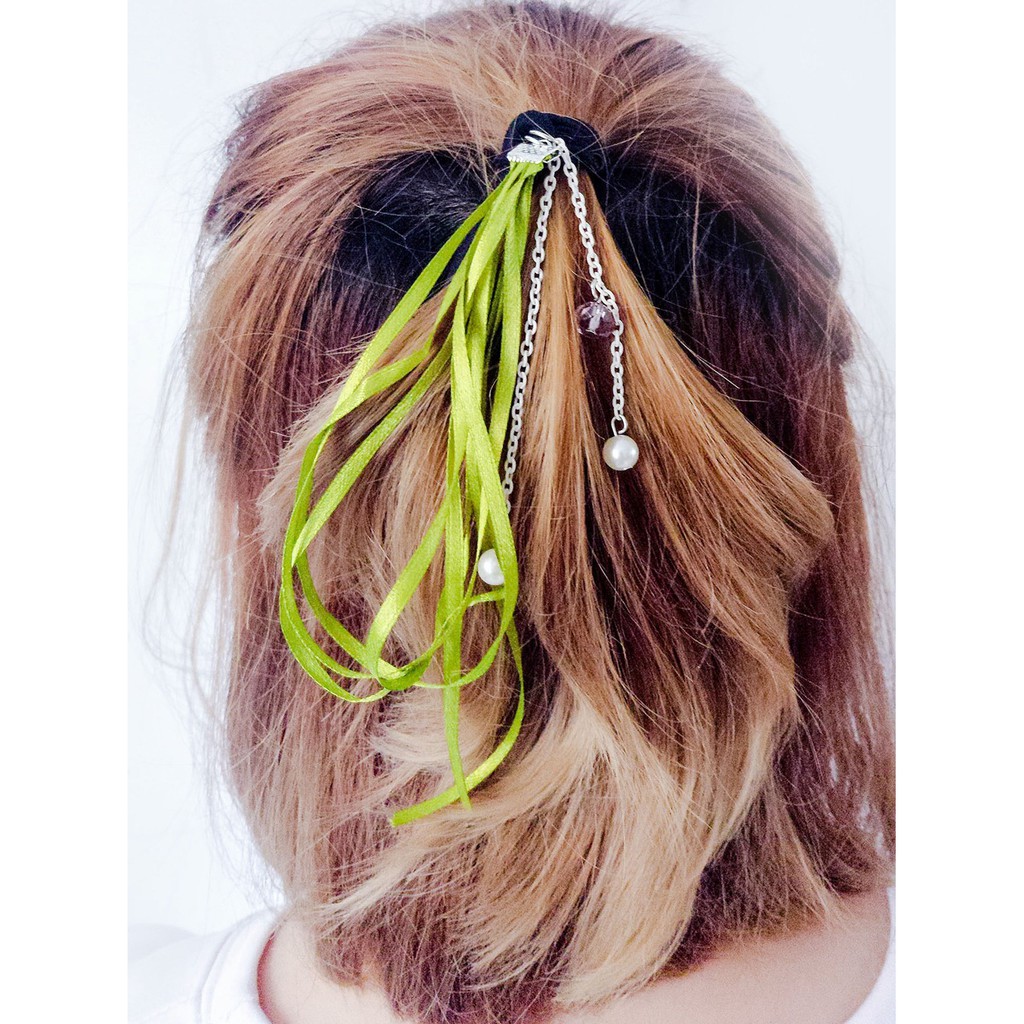 Cột tóc tua rua đính hạt trẻ trung MS: CT3 - Hưng Long PC