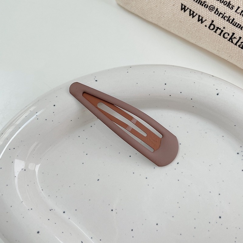 Kẹp tóc họa tiết kẻ ô trắng đen thời trang Hàn Quốc