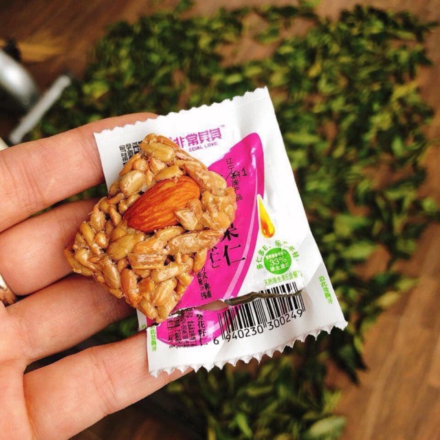 Hạt hướng dương bóc vỏ 1kg dùng làm nhân bánh trung thu