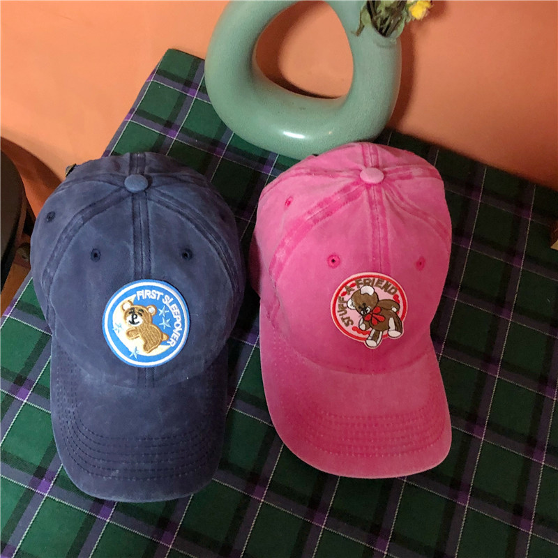 Nón lưỡi trai hình gấu theo phong cách cổ điển