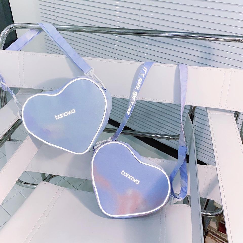 Túi đeo chéo Heart Minibag | BigBuy360 - bigbuy360.vn