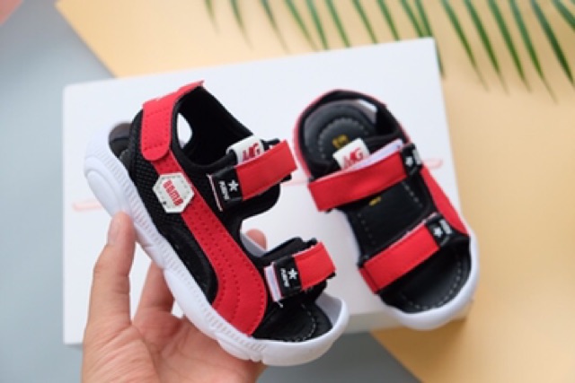 Dép sandal cho bé hàng loại 1 - dép bé trai