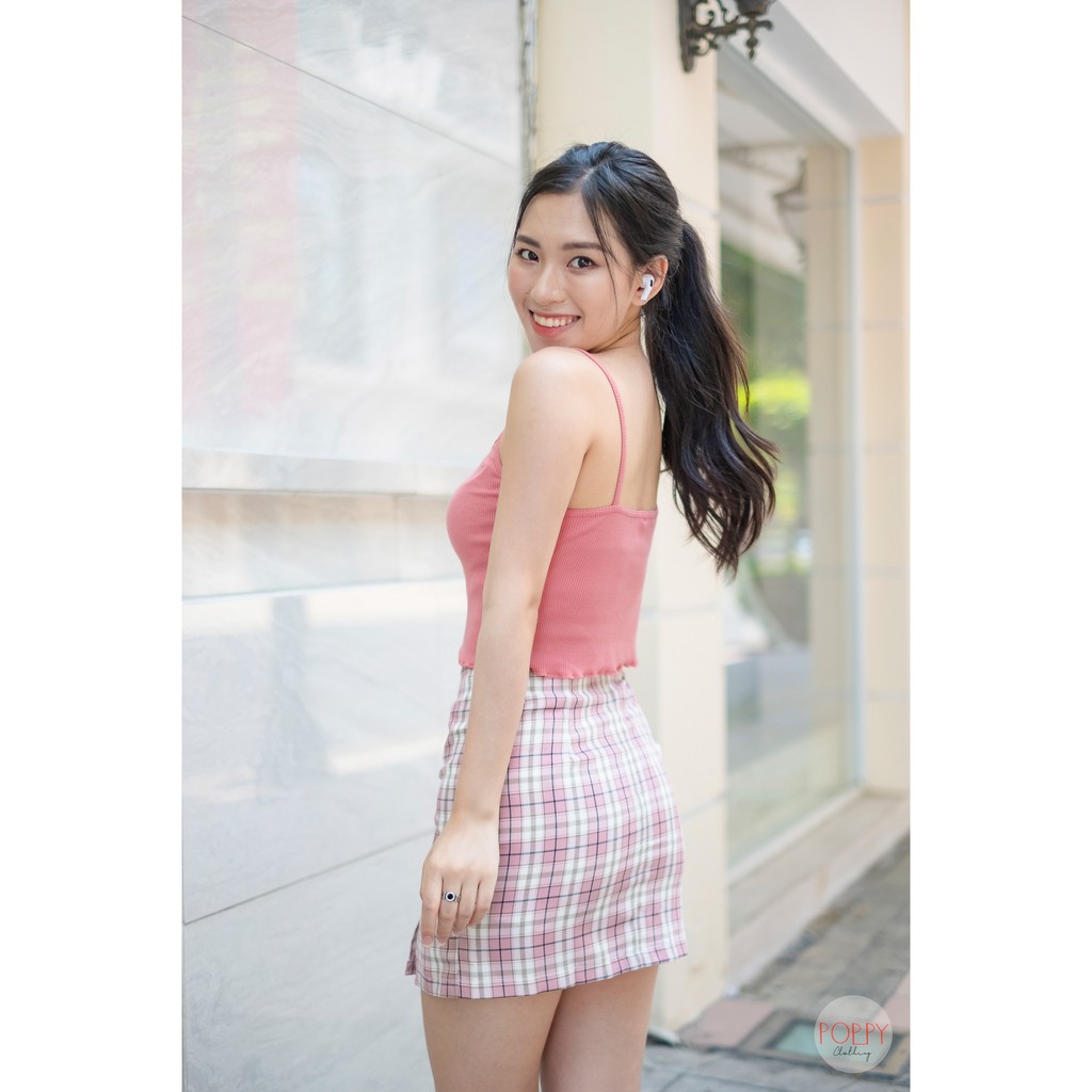 Chân váy caro ngắn dáng ôm xẻ đùi hot trend | BigBuy360 - bigbuy360.vn