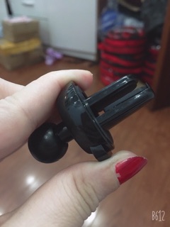Giá đỡ điện thoại kẹp taplo