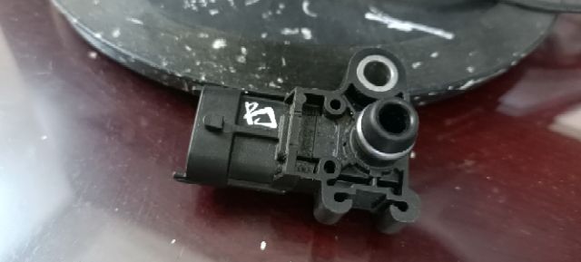 Cảm biến áp xuất khí cổ hút spark hàng chính hãng