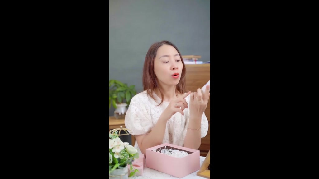 Gel tẩy tế bào chết da mặt Rosette Peeling Gel Nhật Bản phù hợp da nhạy cảm 120g | BigBuy360 - bigbuy360.vn