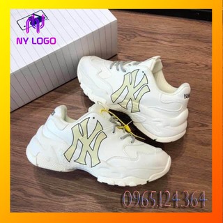 Giày ml,b trắng ny chữ vàng da in 3d