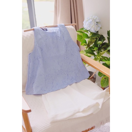 Áo lụa sát nách