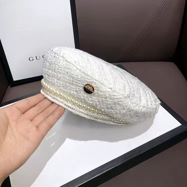 Mũ nồi màu đen phối chuỗi ngọc trai thời trang thu đông phong cách Hàn Quốc cho nữ
