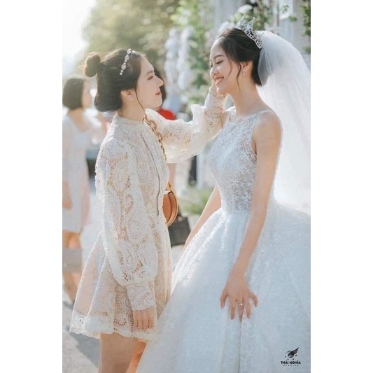 Váy thiết kế đầm ren tiểu thư, đầm đi ăn cưới đi tiệc kèm đai eo cổ tàu cúc bọc