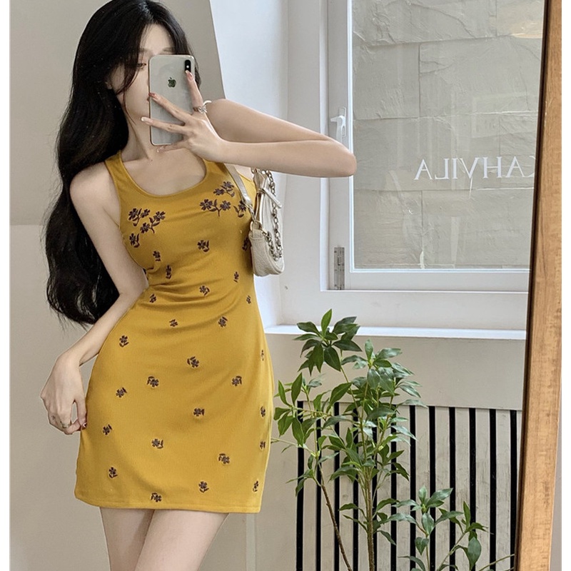 Đầm Hai Dây Thêu Hoa Thời Trang Mùa Hè Dành Cho Nữ