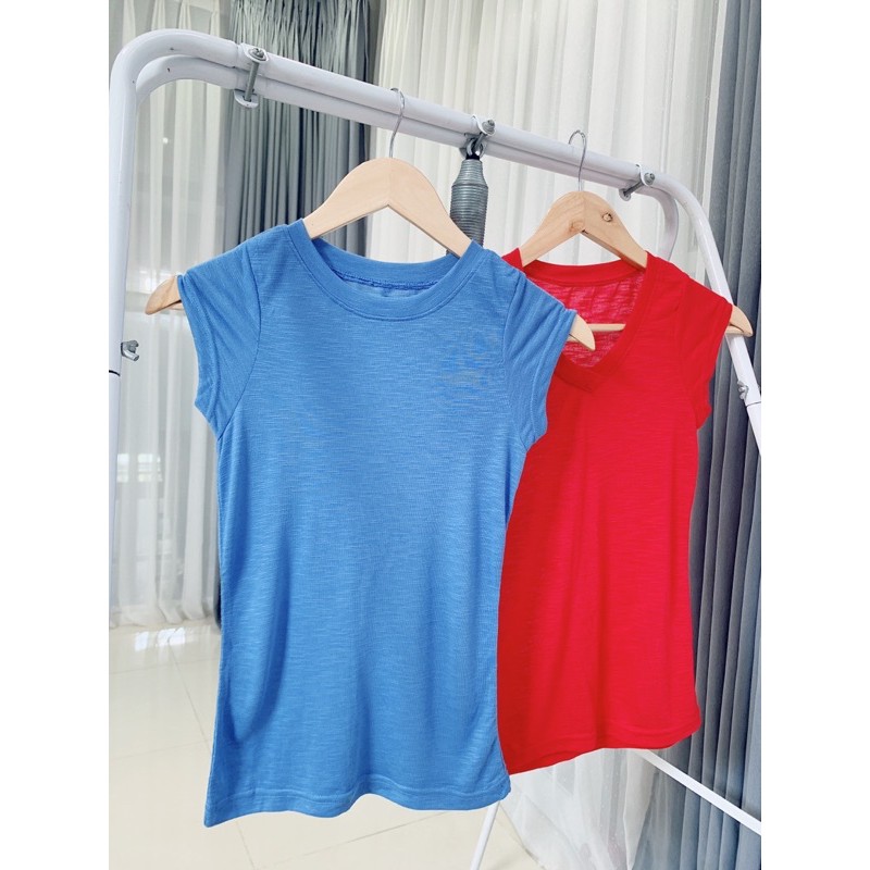 Áo thun trơn cổ tim, cổ tròn basic cộc tay form ôm vừa phải chất thun cotton