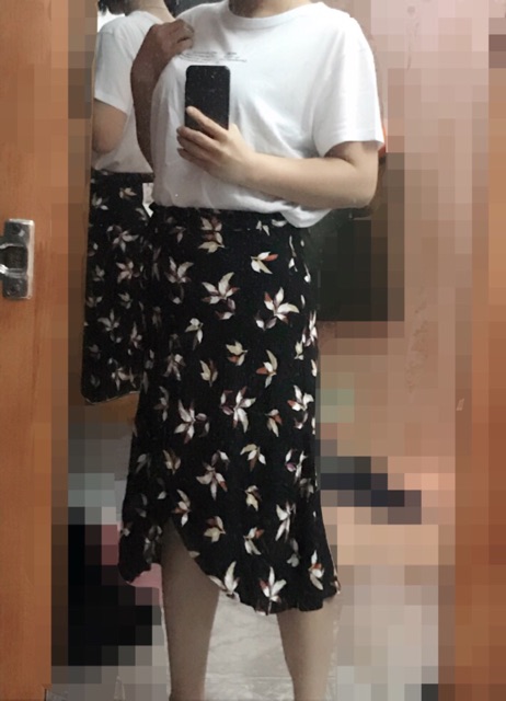 Chân váy Bershka auth sale