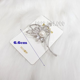 Cài áo duyên dáng CZ1135.