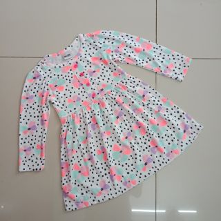 Xã kho 100k /3 cái đầm thu đông bé điệu