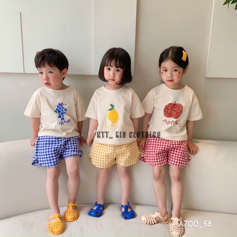 Set cộc tay hoa quả áo chất vải cotton phối quần kẻ đũi cho bé trai, bé gái - Bộ quần áo trẻ em dễ thương mùa hè