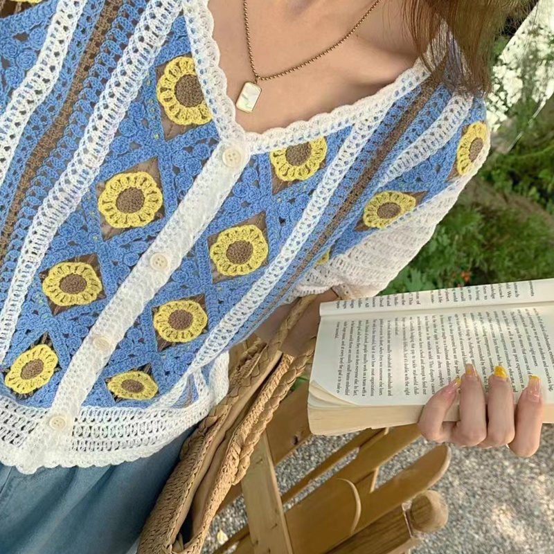 Áo Khoác Cardigan Dệt Kim Tay Ngắn Cổ Chữ V Cài Nút Họa Tiết Kẻ Ô Khoét Lỗ Phong Cách Pháp Cho Nữ