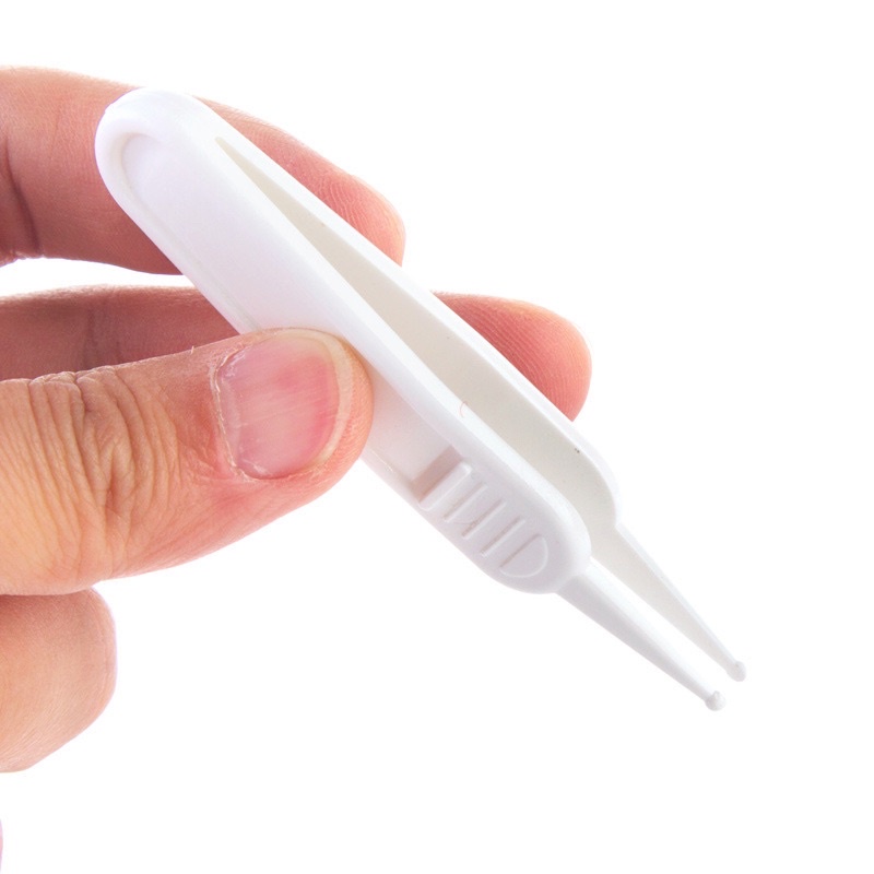 Nhíp gắp rỉ mũi cho bé, dụng cụ gắp rỉ mũi đầu tròn cho bé sơ sinh an toàn có nắp đậy