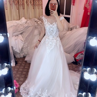 Thanh lí váy cưới